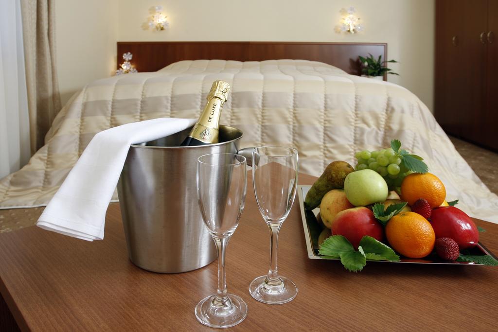 Hotel Majolika モドラ エクステリア 写真