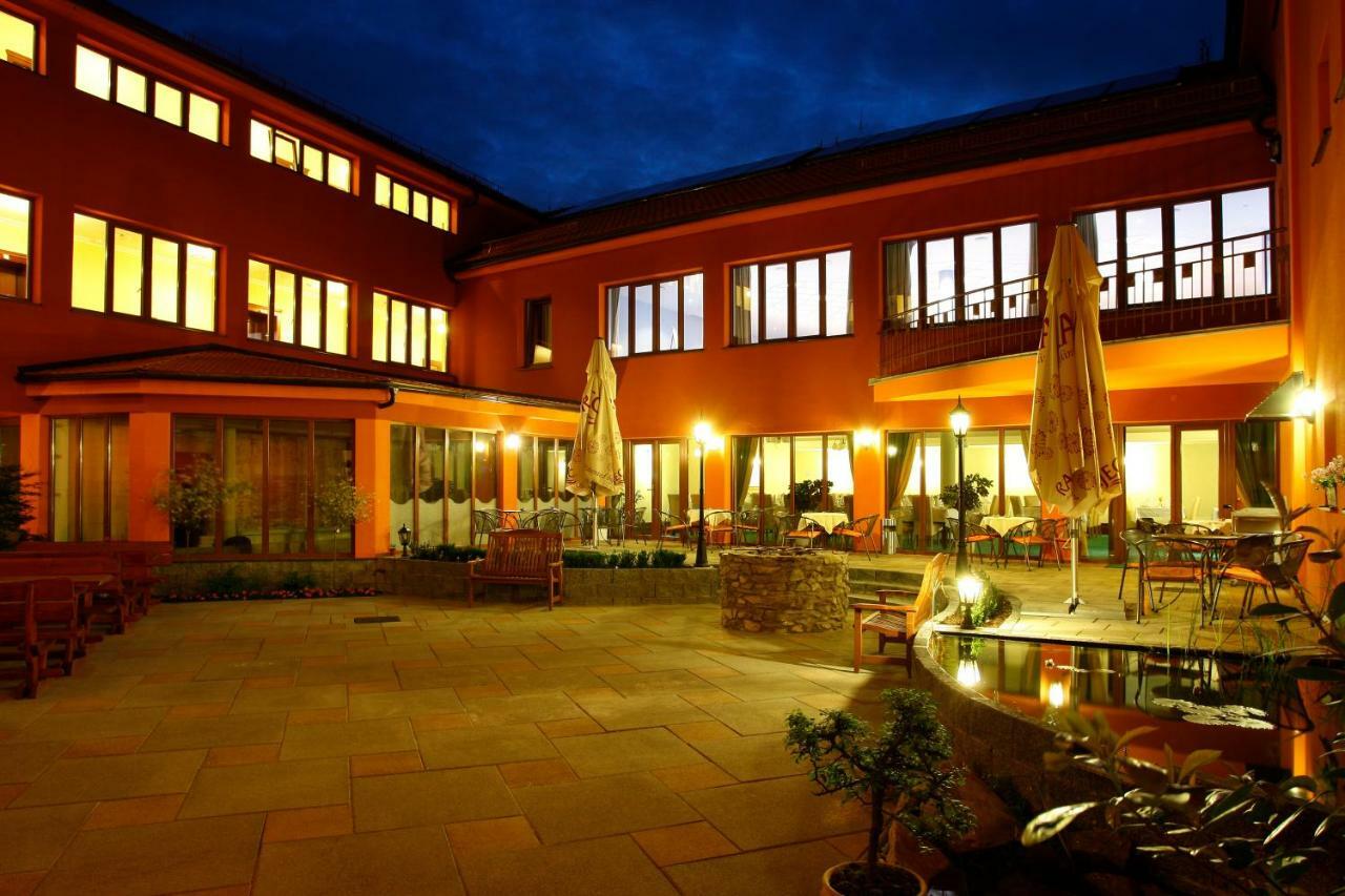 Hotel Majolika モドラ エクステリア 写真