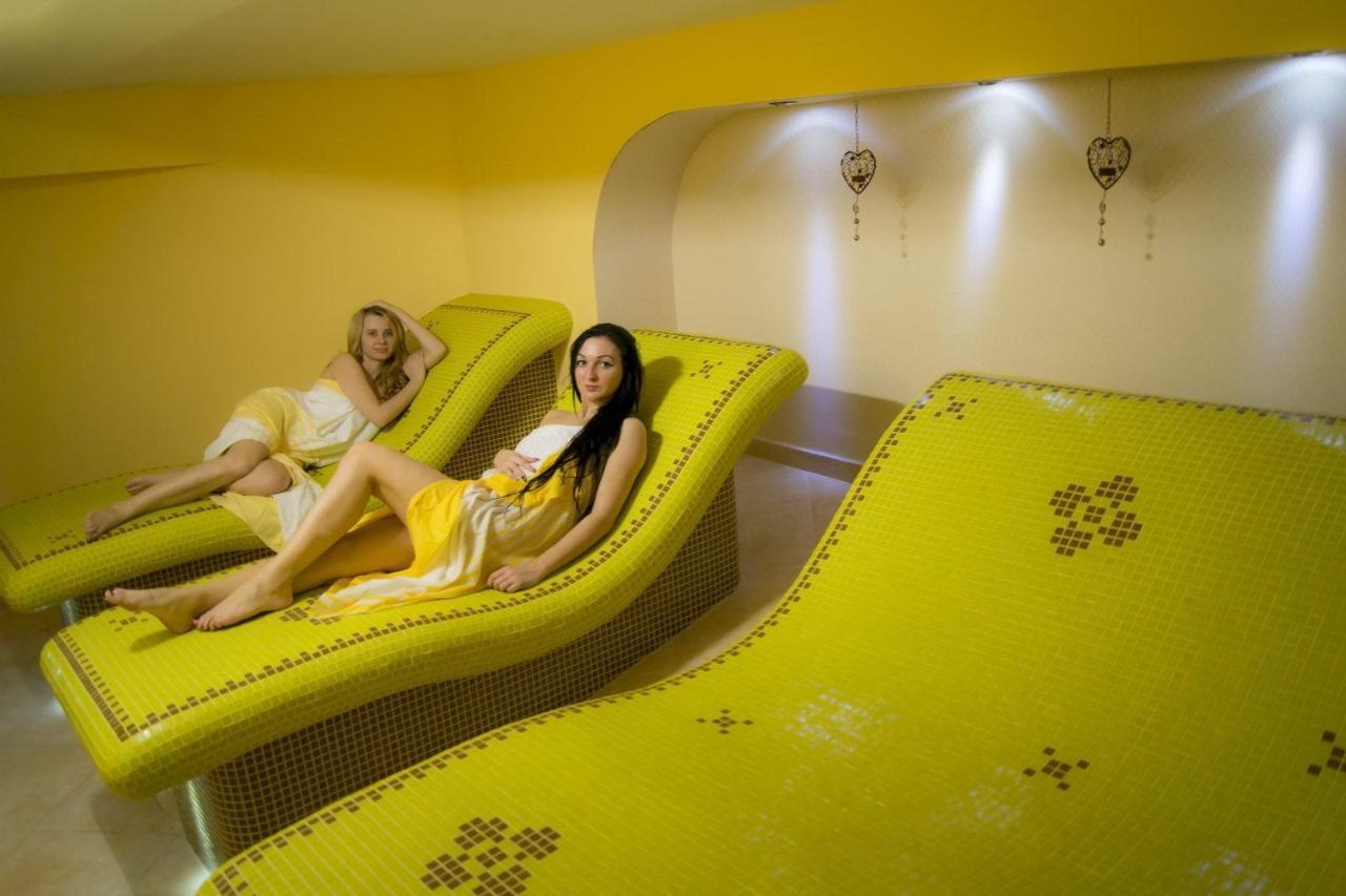 Hotel Majolika モドラ エクステリア 写真