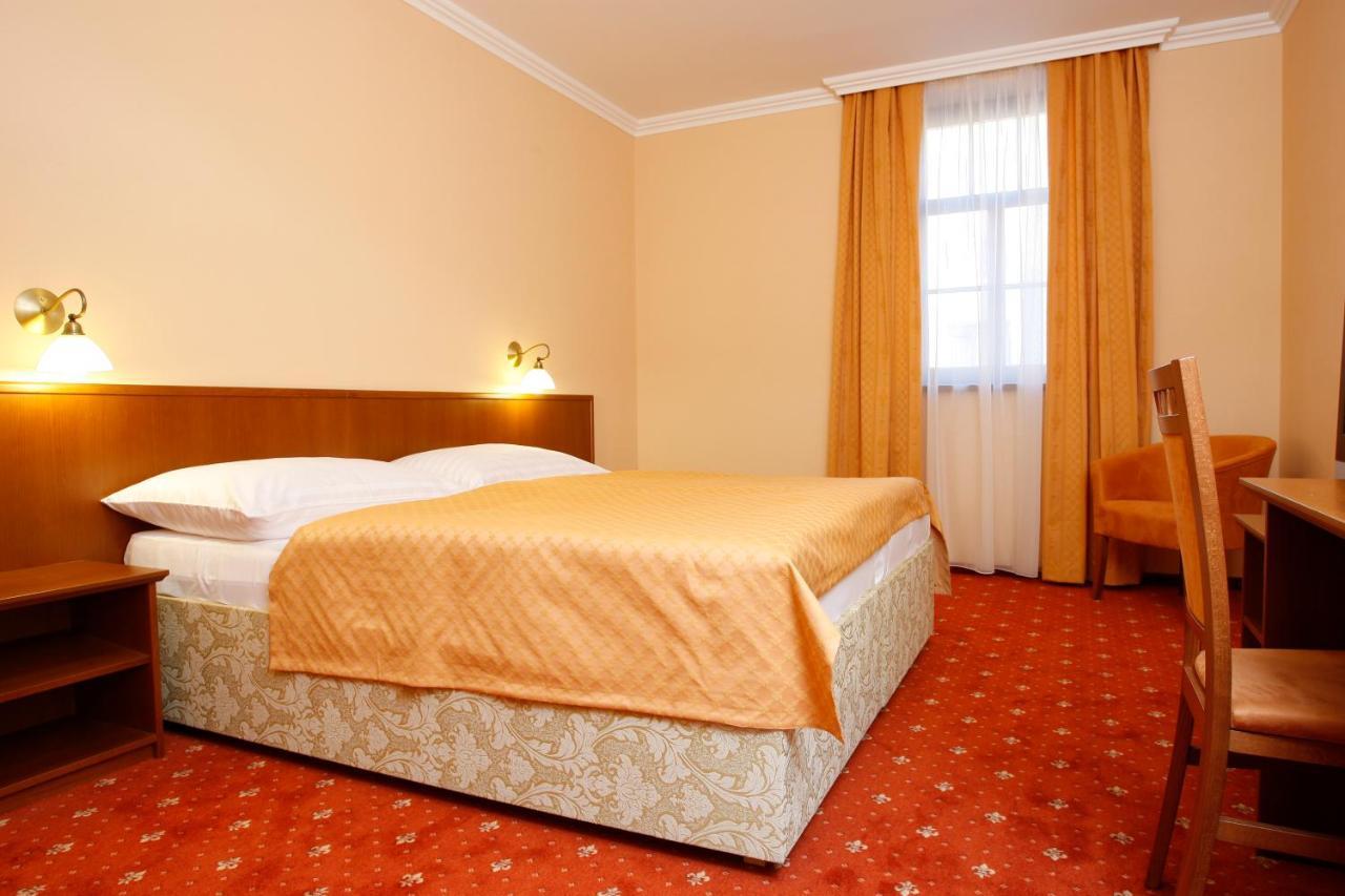 Hotel Majolika モドラ エクステリア 写真